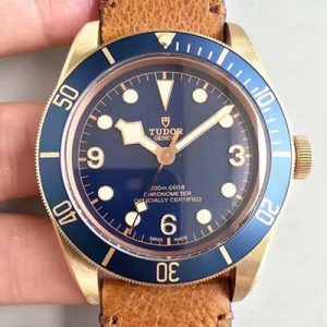 Replica Tudor Heritage Black Bay Bronze M79250BM ZF Factory V4 Blue Dial