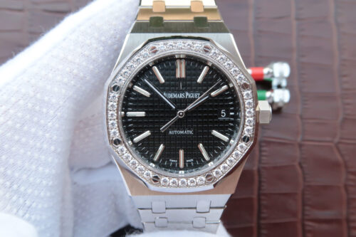 Replica Audemars Piguet Royal Oak 15400/15450 Couple Watch JF Factory Stainless Steel Bezel