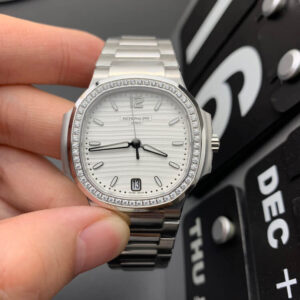 Replica Patek Philippe Nautilus 7118/1200A-010 3K Factory Diamond-Set Bezel