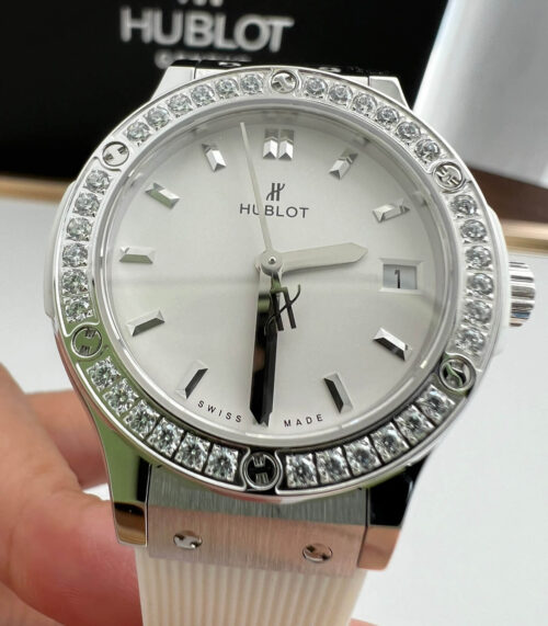 Replica Hublot Classic Fusion 582.NX.2610.RX.1204 33MM HB Factory White Strap