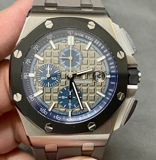 Replica Audemars Piguet Royal Oak Offshore 26400IO.OO.A004CA.02 APF Factory Gray Rubber Strap